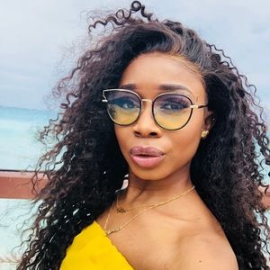 Meet your Posher, Erika